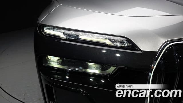 BMW 7 Series 2023 — Photo 30/40