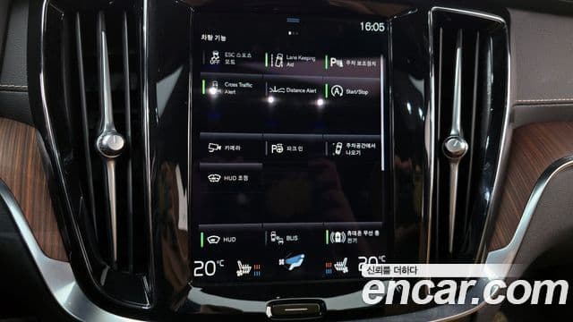 Volvo S60 2021 — Şəkil 18/20