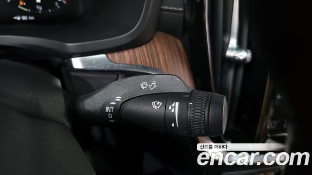 Volvo S60 2021 — Şəkil 12/20