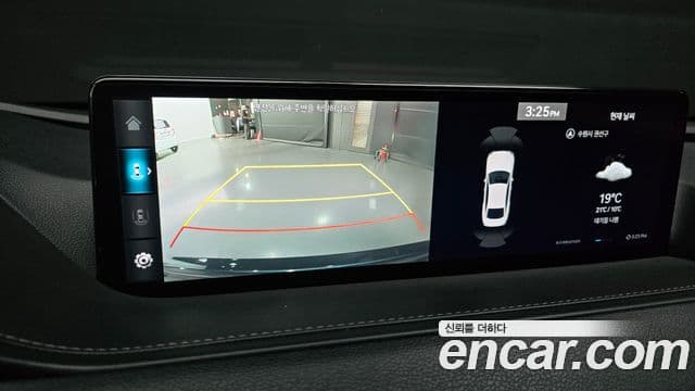 Genesis Electrified G80 2022 — ფოტო 15/20