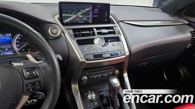 Lexus NX300 2018 — Şəkil 14/20