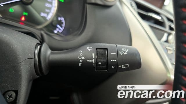 Lexus NX300 2018 — Photo 21/33