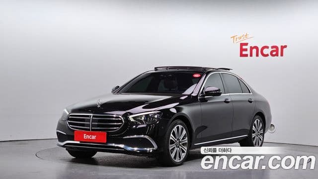 Mercedes-Benz E-Class 2021 — ფოტო 1/20