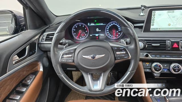 Genesis G70 2019 — Photo 17/20