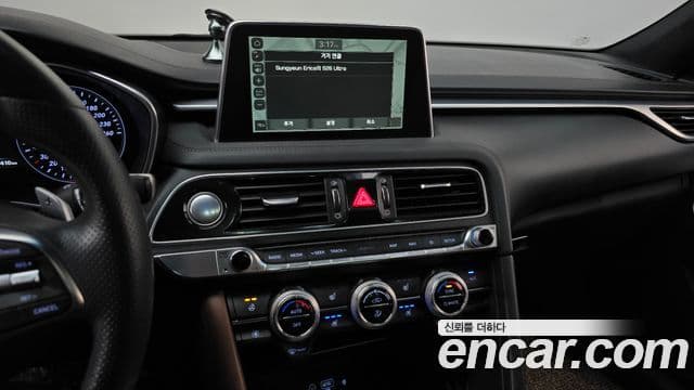 Genesis G70 2019 — Photo 19/20