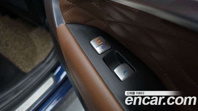 Genesis G70 2019 — Photo 11/20