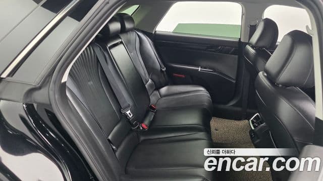 Hyundai Grandeur Hybrid 2023 — Photo 30/31