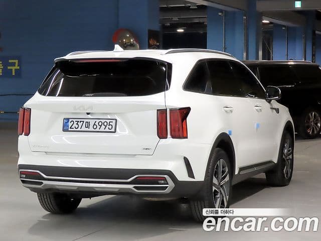 Kia Sorento 2022 — Şəkil 4/20