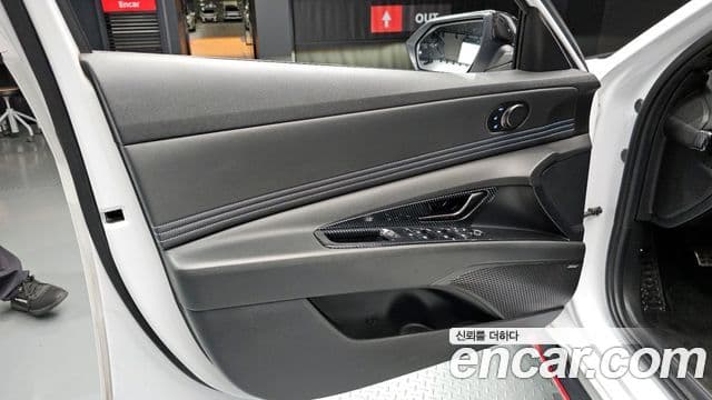 Hyundai The New Avante Hybrid 2021 — Photo 30/30