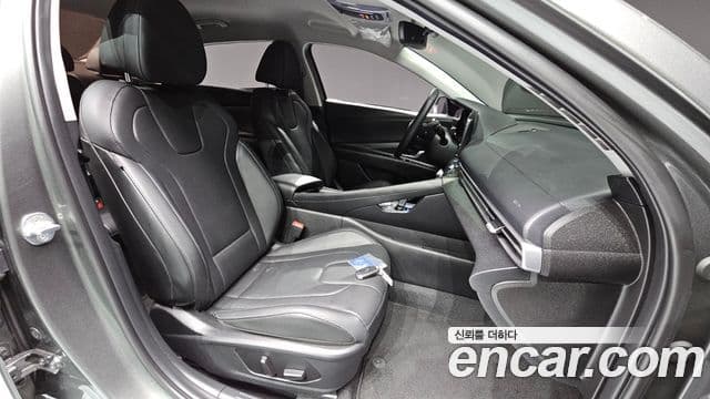 Hyundai Avante 2022 — фото 10 из 20