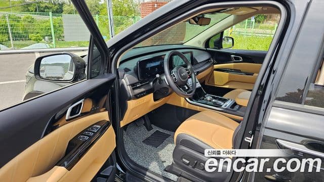 Kia Carnival 2023 — ფოტო 10/20