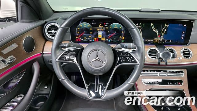 Mercedes-Benz E-Class 2021 — Şəkil 13/20