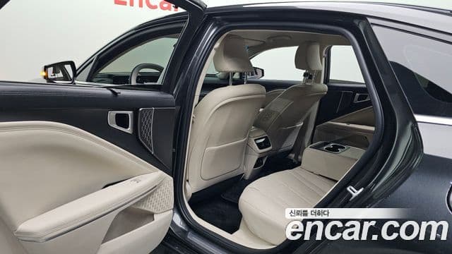 Kia K8 2025 — Şəkil 11/20