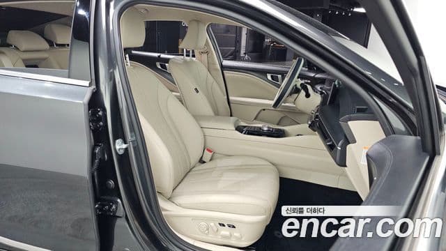 Kia K8 2025 — Şəkil 12/20