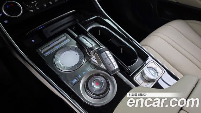 Genesis GV80 2022 — ფოტო 9/20
