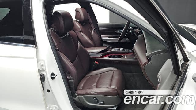 Genesis GV70 2021 — ფოტო 11/20