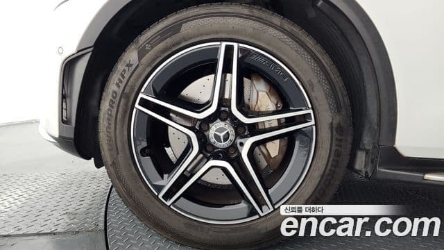 Mercedes-Benz GLC-Class 2020 — Photo 14/20