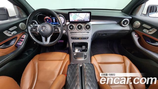 Mercedes-Benz GLC-Class 2020 — Photo 4/20