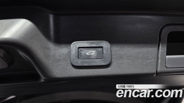Land Rover Range Rover Evoque 2025 — Şəkil 19/20