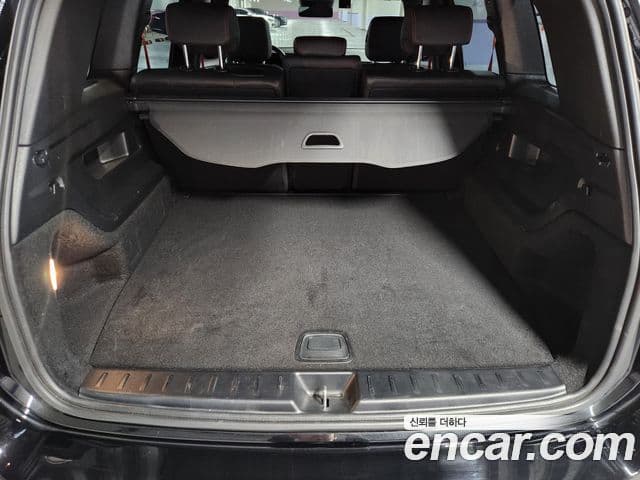 Mercedes-Benz GLB-Class 2025 — Şəkil 18/19
