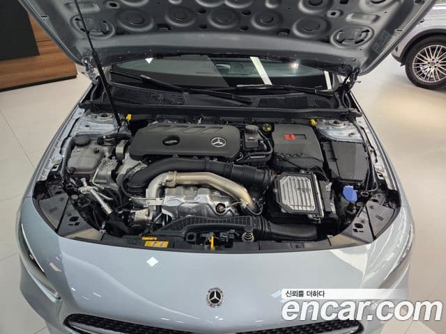 Mercedes-Benz A-Class 2025 — ფოტო 5/19