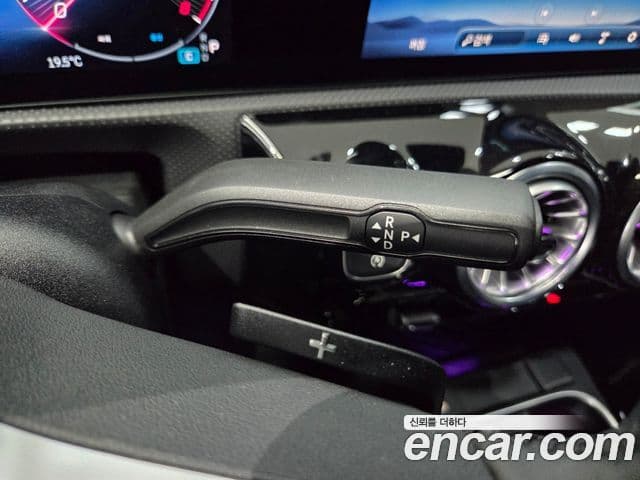 Mercedes-Benz A-Class 2025 — ფოტო 7/19
