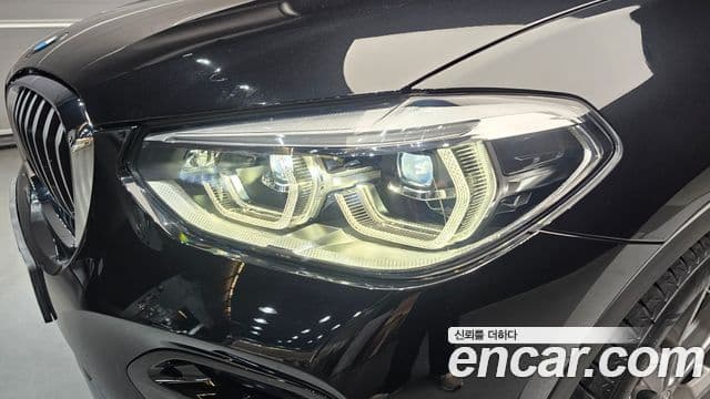 BMW X4 2021 — Photo 30/30
