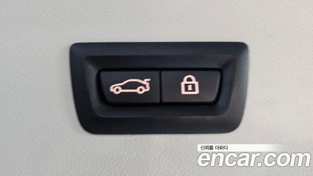 BMW X4 2021 — Photo 12/30