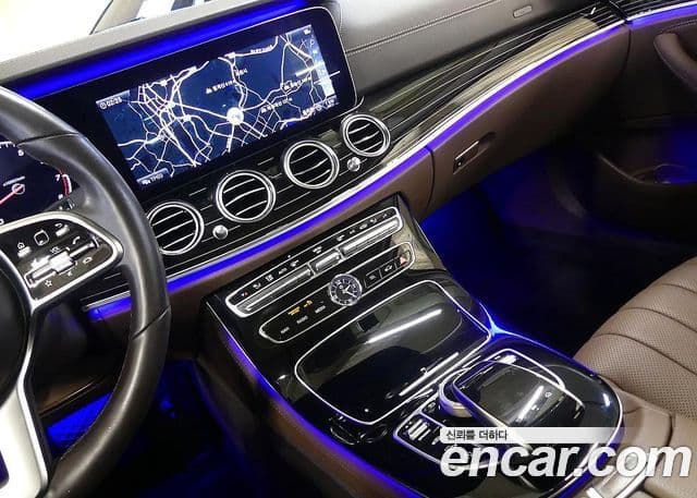 Mercedes-Benz E-Class 2019 — Şəkil 14/20