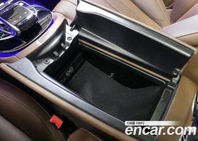 Mercedes-Benz E-Class 2019 — Şəkil 19/20