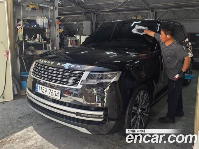 Land Rover Range Rover 2024 — ფოტო 4/20