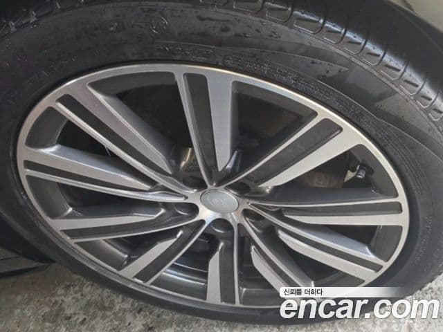 Land Rover Range Rover 2024 — ფოტო 5/20