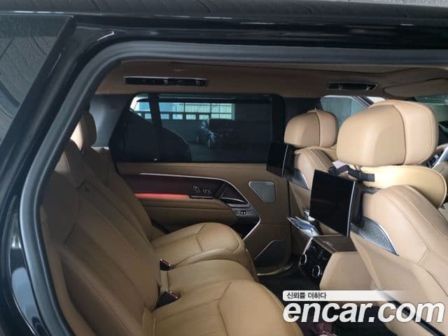 Land Rover Range Rover 2024 — ფოტო 17/20
