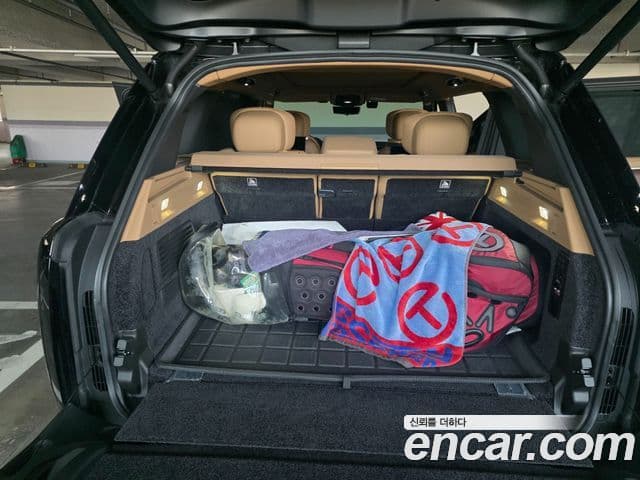Land Rover Range Rover 2024 — ფოტო 18/20