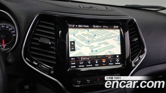 Jeep Cherokee 2021 — Фото 14/20