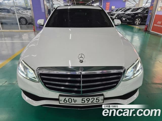 Mercedes-Benz E-Class 2019 — Şəkil 2/20