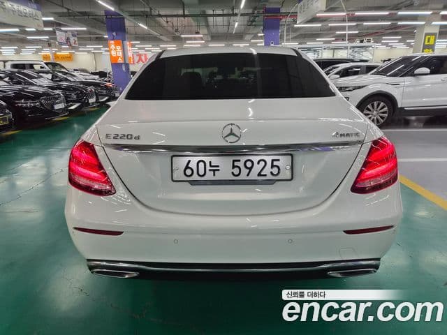 Mercedes-Benz E-Class 2019 — Şəkil 6/20