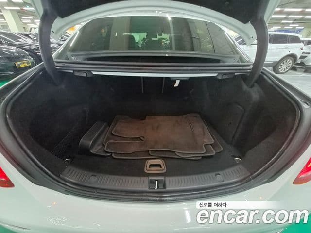 Mercedes-Benz E-Class 2019 — Şəkil 9/20