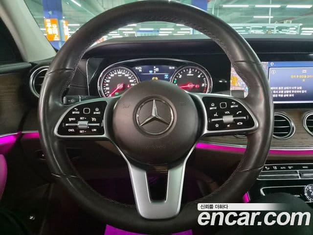 Mercedes-Benz E-Class 2019 — Şəkil 16/20