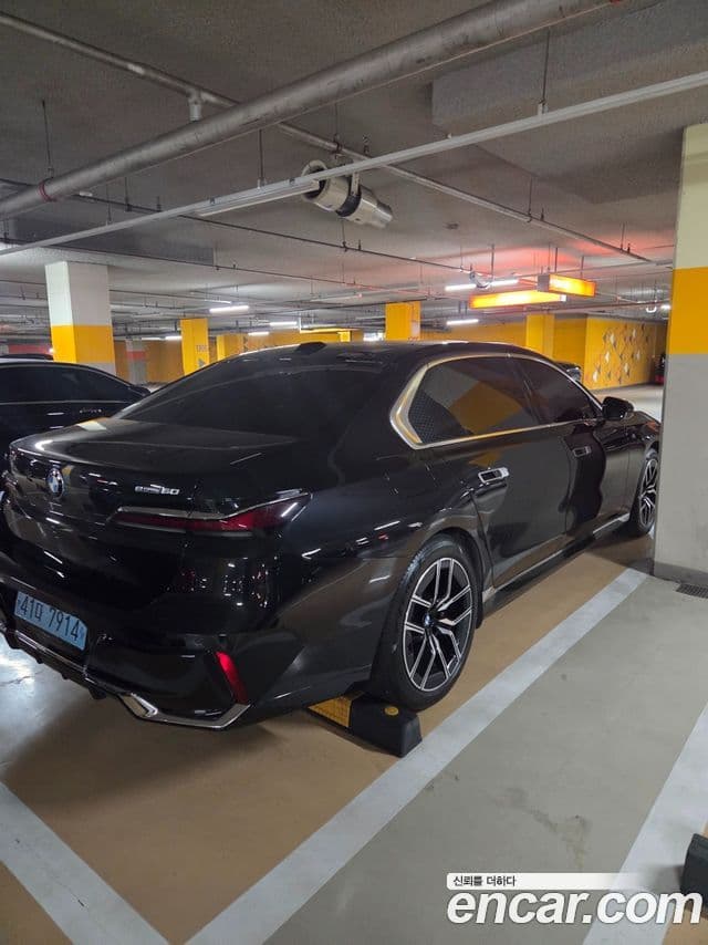 BMW i7 2024 — Şəkil 4/7