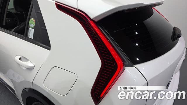 Kia Niro 2022 — Photo 2/30