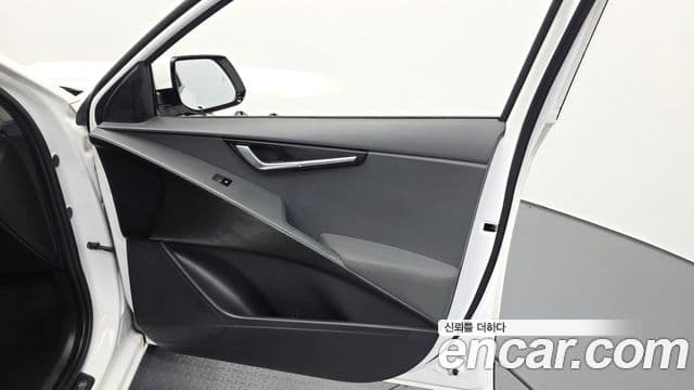 Kia Niro 2022 — Photo 19/30