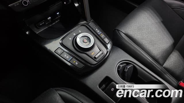 Kia Seltos 2024 — ფოტო 7/20