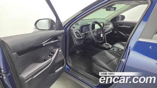Kia Seltos 2024 — ფოტო 8/20