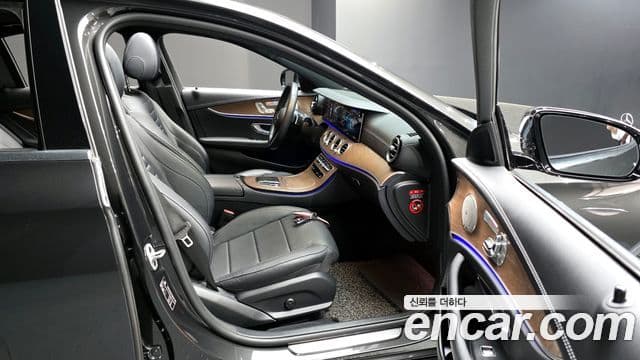 Mercedes-Benz E-Class 2021 — Şəkil 11/20