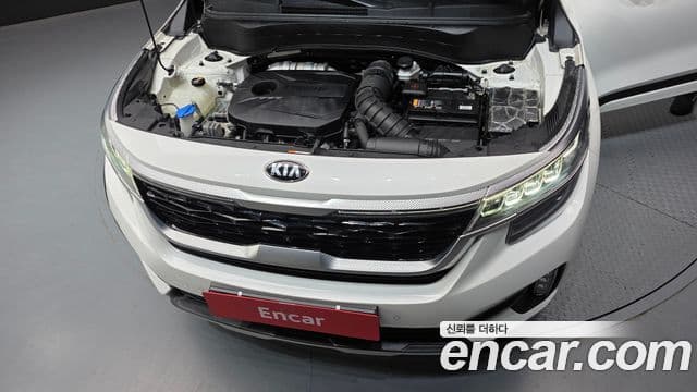 Kia Seltos 2020 — Şəkil 6/20