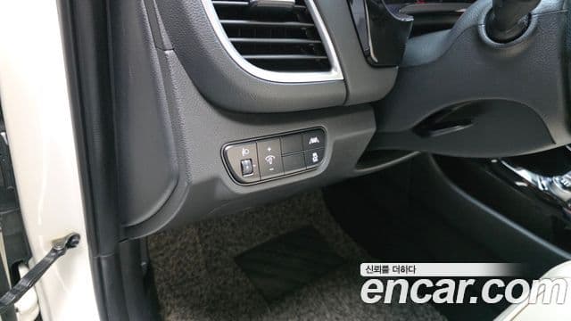 Kia Seltos 2020 — Şəkil 15/20