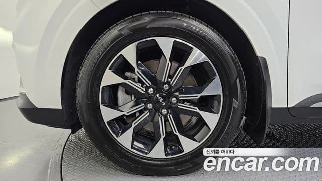Kia Carnival 2020 — фото 5 из 20