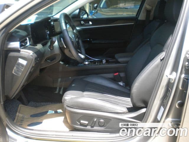 Kia K5 2023 — ფოტო 6/20