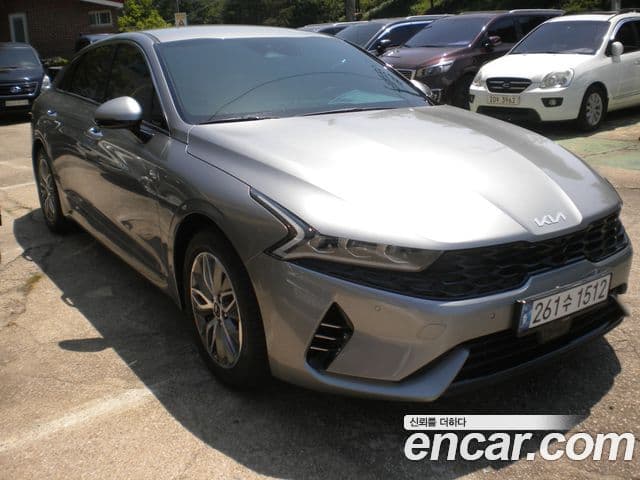 Kia K5 2023 — ფოტო 11/20